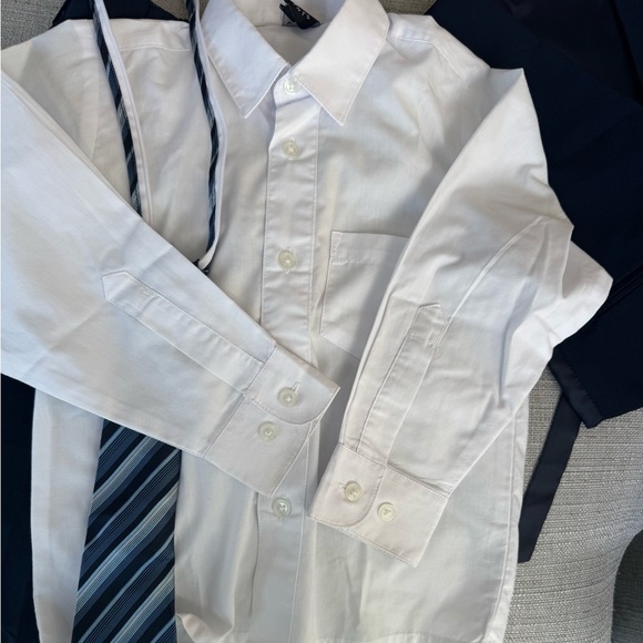 Little Gents 3582 Boy's 5 Navy Blue Piece Suit - Picture 2 of 7